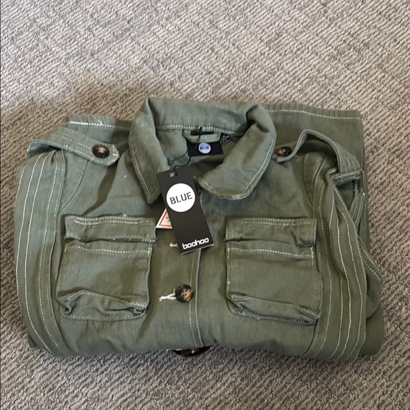 Boohoo Contrast Stitch Utility Khaki Denim Jumpsuit - Size US 4 - Picture 4 of 5